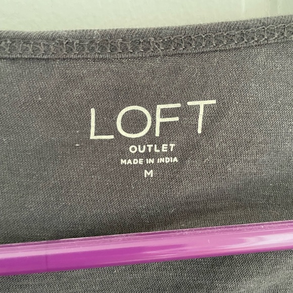 Women’s long sleeve Tee by Loft, Size M - Picture 3 of 4